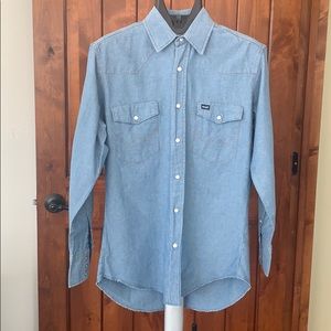Wrangler work shirt button snap in Medium